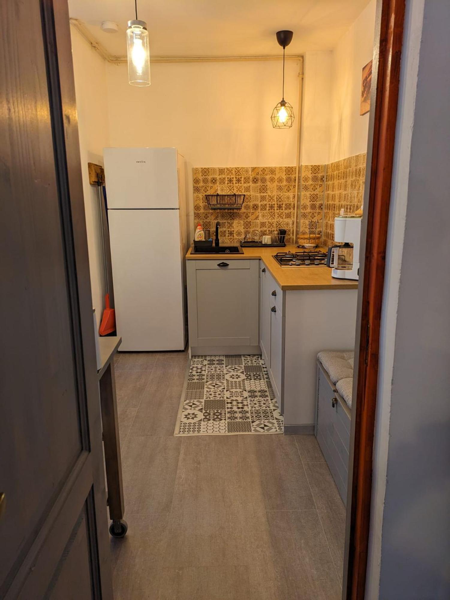 June Studio Apartman Brassó Kültér fotó