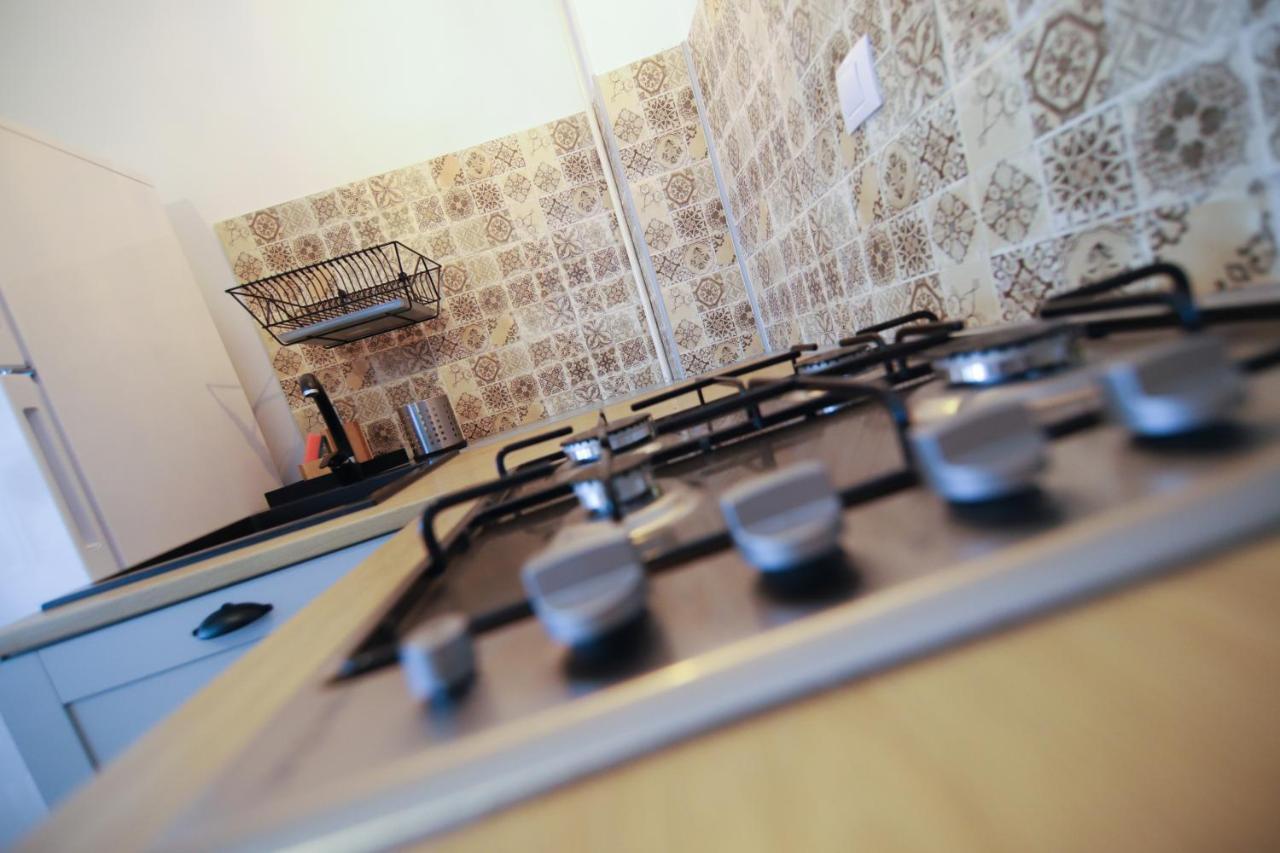 June Studio Apartman Brassó Kültér fotó