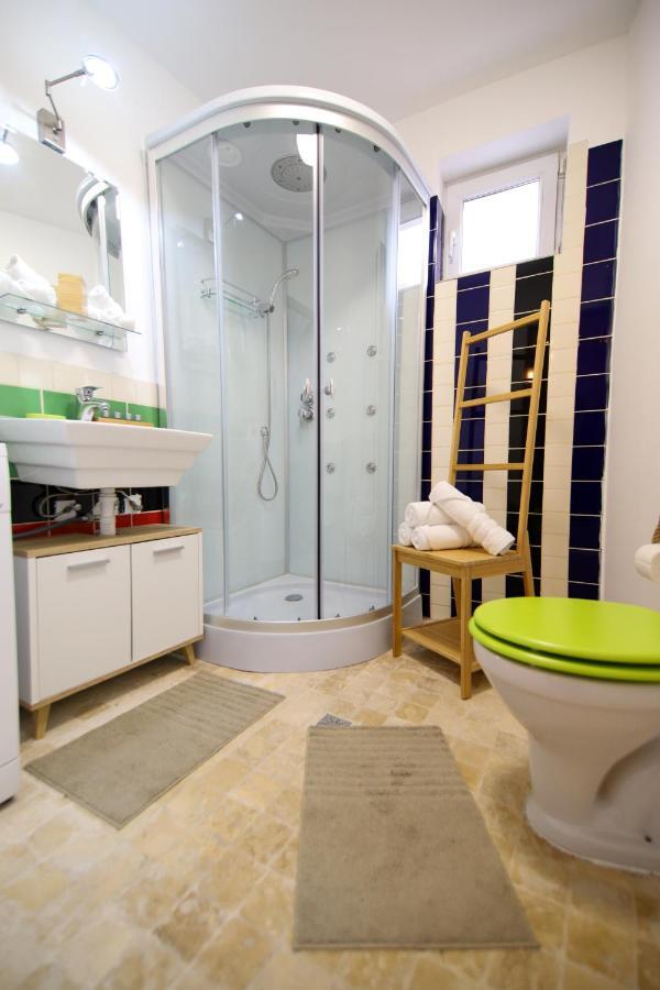 June Studio Apartman Brassó Kültér fotó