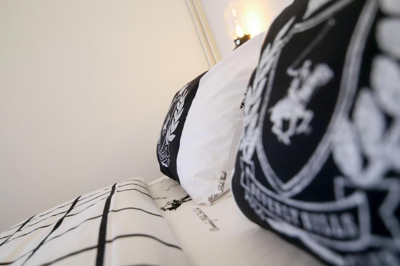 June Studio Apartman Brassó Kültér fotó